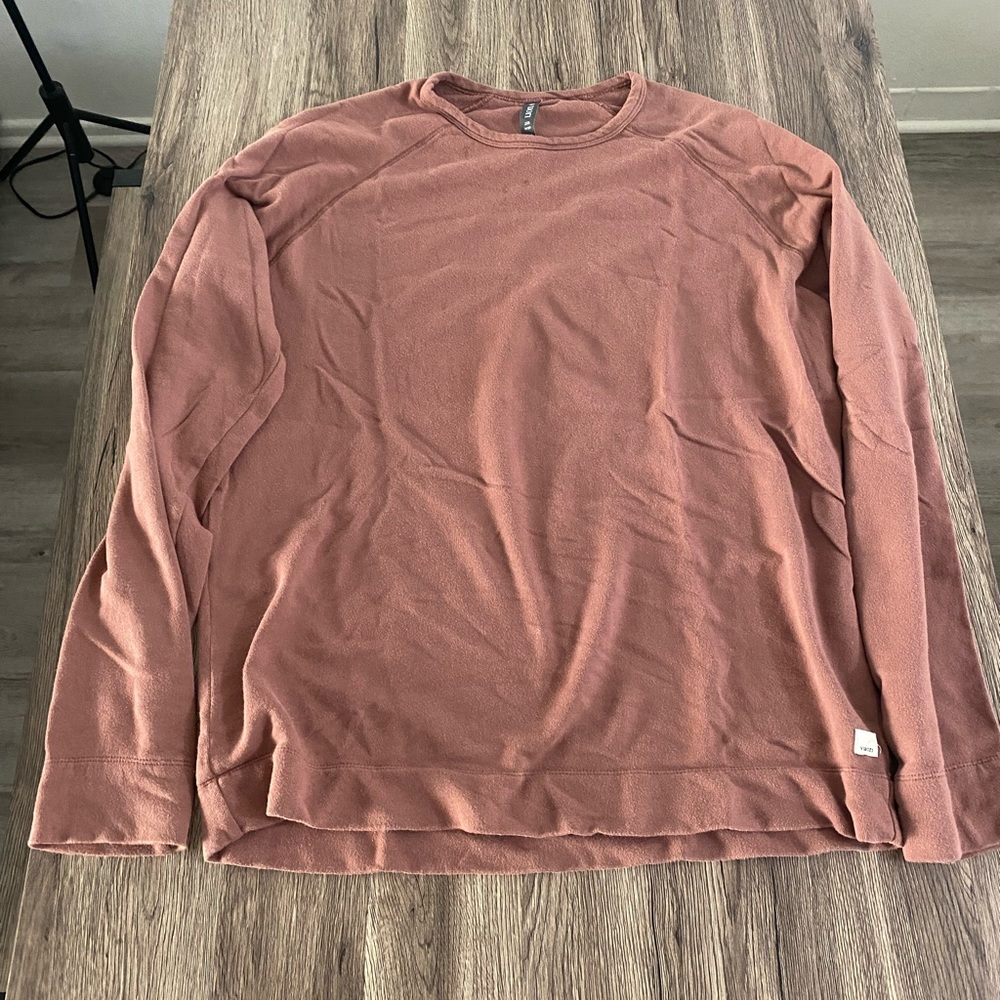 Vuori long sleeve shirt (size large, burgundy)